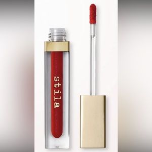 Stila Beauty Boss Lip Gloss - In The Red Full Size 0.11 fl oz- Plumper Hydrating